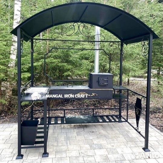 Беседка с мангалом