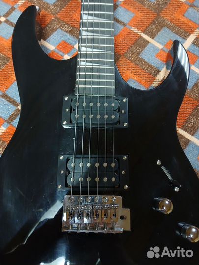 Электрогитара