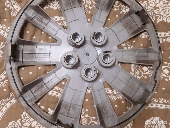 Продам колпак оригинал на Шевроле Круз