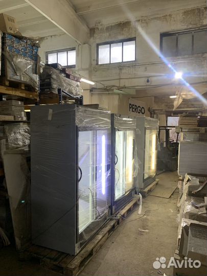 Холодильный шкаф