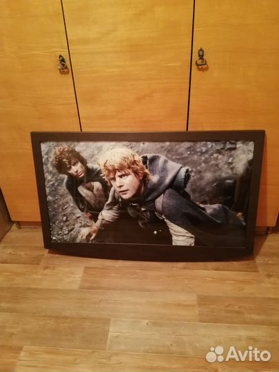 Картины под стеклом