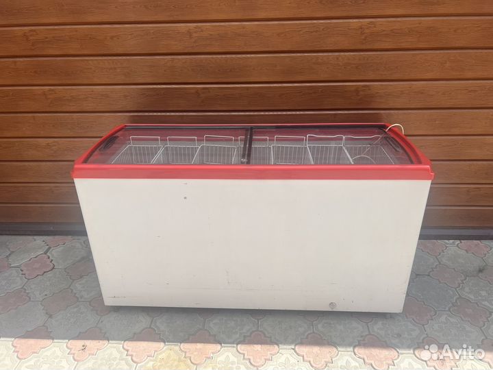 Холодильник витрина