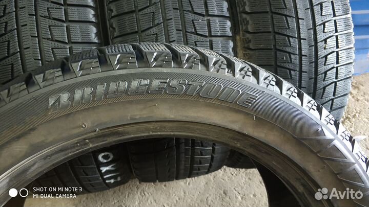 Bridgestone Blizzak Revo2 215/50 R17 92Q