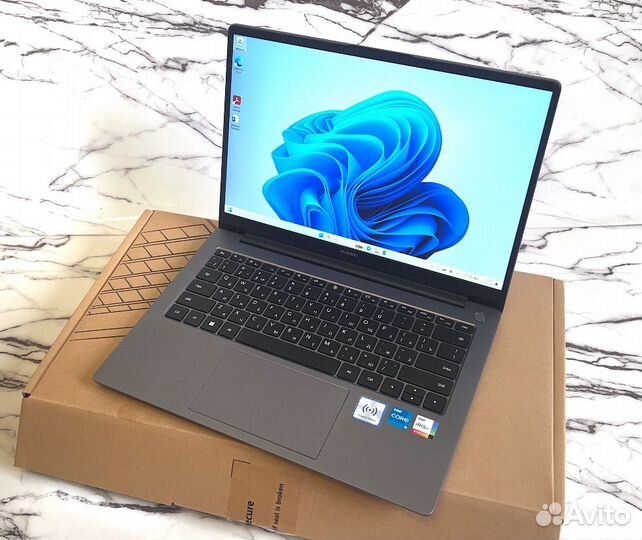 Huawei MateBook D14 Core i5-1240P/8/512