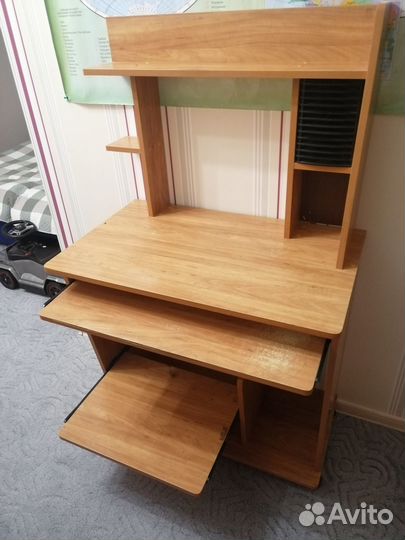 Компьютерный столик бу