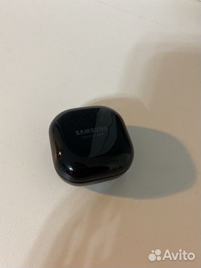 Samsung Galaxy Buds Live RU (черный)