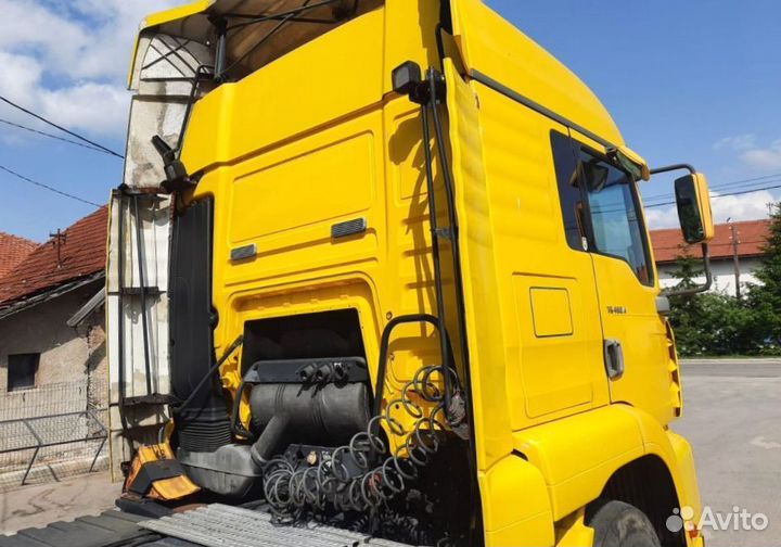 В разборке грузовик MAN, TGA 2000-2008