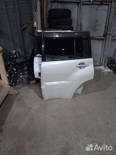 В разборе mitsubishi pajero 4 3 л