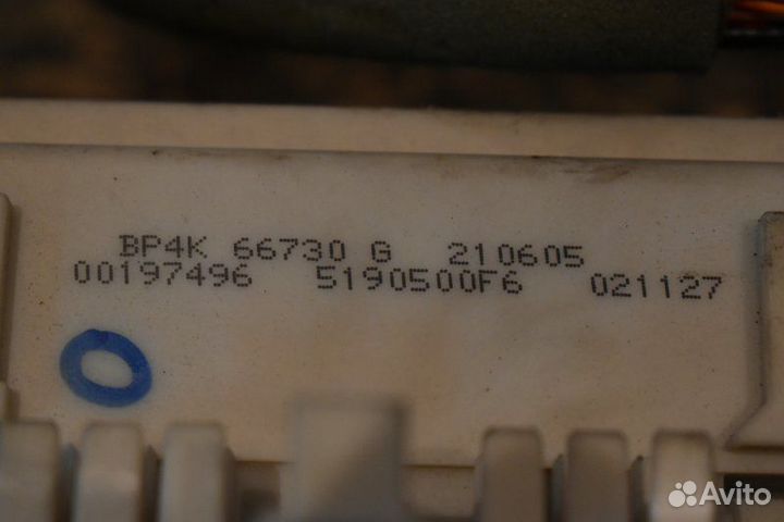 Блок предохранителей Mazda 3 BK 2003 - 2009