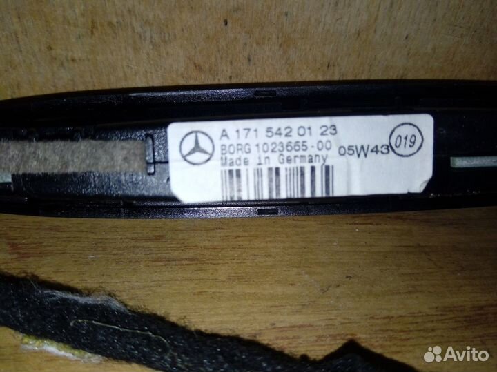 Дисплей Mercedes-Benz E-Class W211