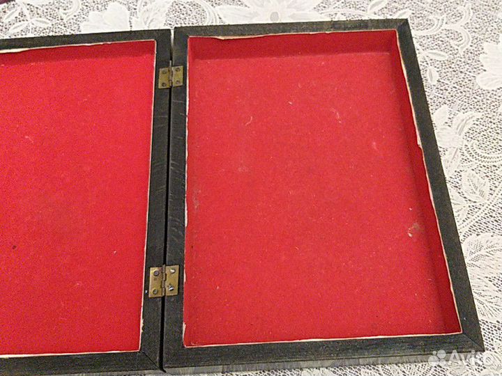 Винтажная лаковая шкатулка