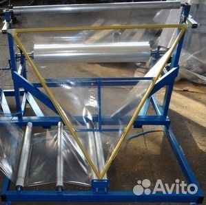 Механизм складывания полотна материала в полурукав