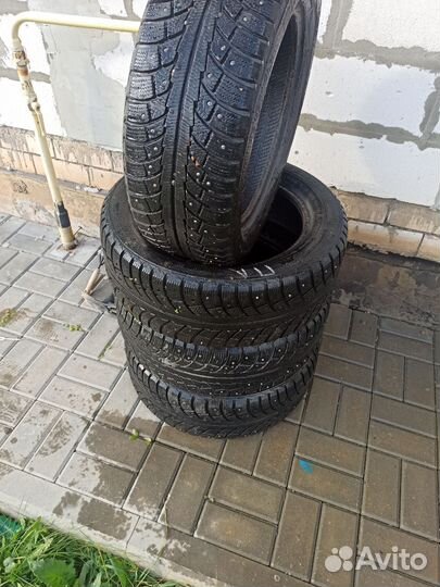 Gislaved Nord Frost 5 205/55 R16 94T