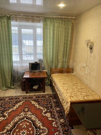 Комната 12,1 м² в > 9-к., 2/5 эт.