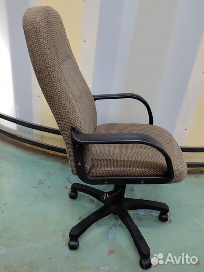 Кресло офисное Tetchair сн747 беж/ткань бу