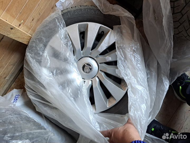 Колеса 205 55 16 зимние 4штуки