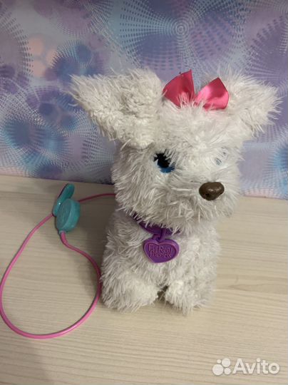 Игрушка собака на поводке