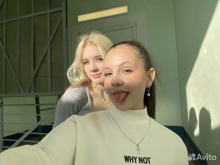 Промоутер раздача листовок