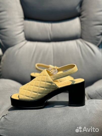 Сандали Chanel