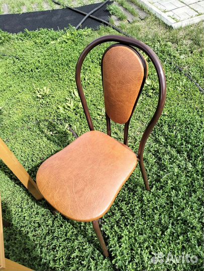 Комплект стол,стулья