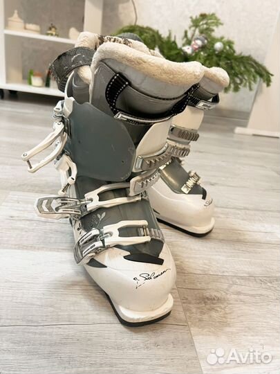 Горнолыжные ботинки женские 24 размер salomon
