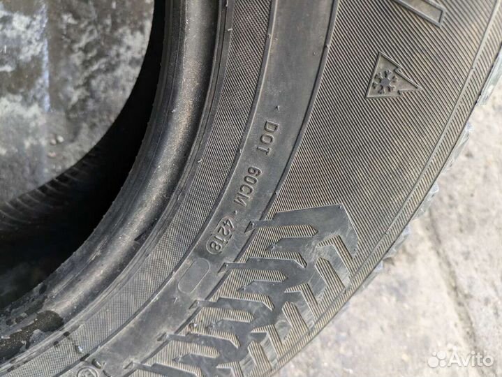 Nokian Tyres Hakkapeliitta 8 SUV 265/65 R17