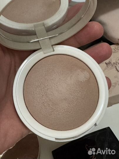 Shik пудра medium