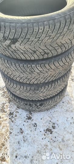 Nokian Tyres Hakkapeliitta 8 225/55 R17 60