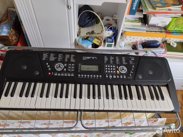 Синтезатор denn dek610