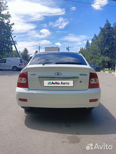 LADA Priora 1.6 МТ, 2011, 111 100 км