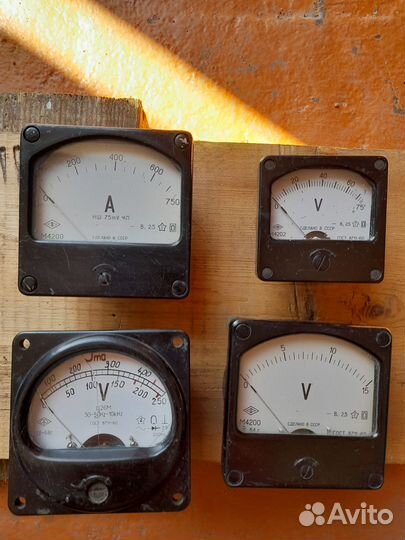 Приборы Амперметр и вольметр и выключатели СССР