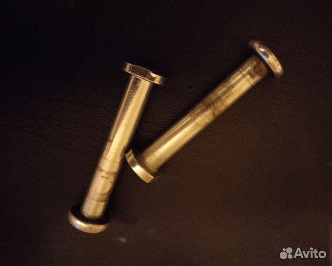 Болт для самоката