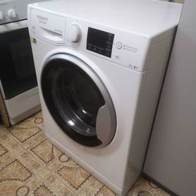 Hotpoint ariston RT 7229