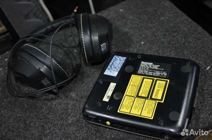 CD & VCD плеер Panasonic SL-VP30 + наушники