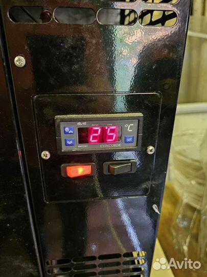 Холодильник для бутылок