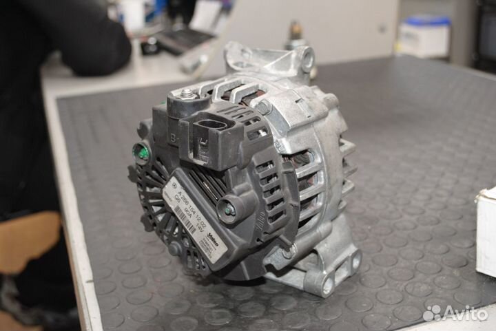 Генератор Mercedes Benz A150, B150 1.5 б/у