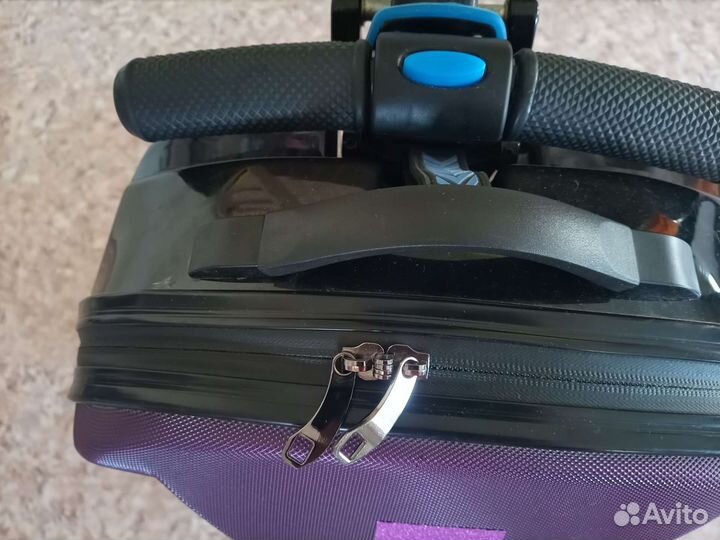 Чемодан самокат