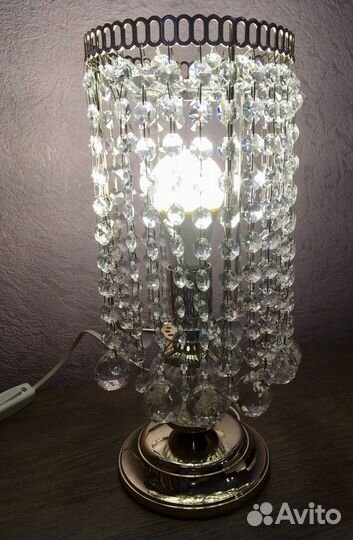 Светильник хрустальный настольный