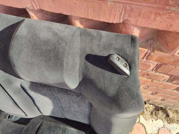 Задний диван Toyota Chaser Tourer V