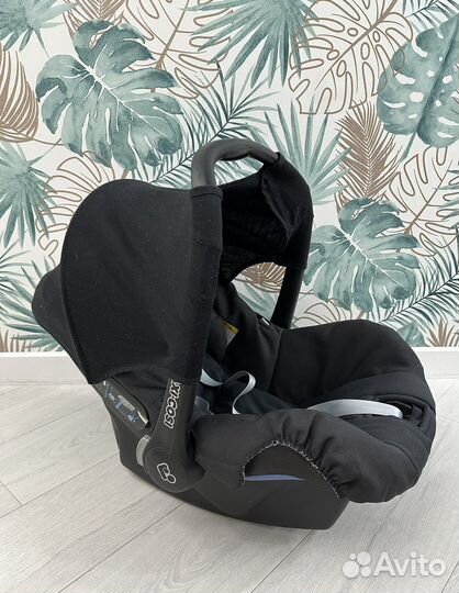 Автолюлька maxi cosi с адаптерами к baby jogger