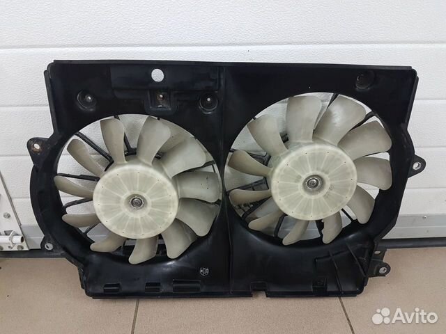 Диффузор с вентиляторами Lexus IS220D 05-13