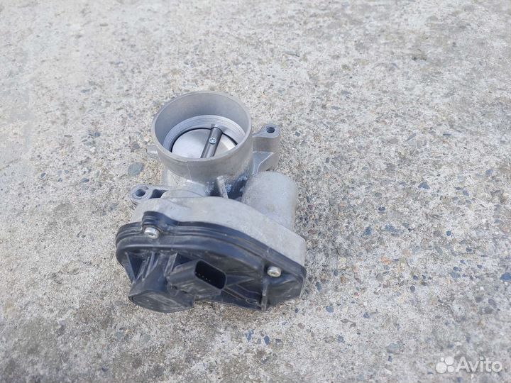 Дроссельная заслонка ford focus 2 2л. Б.у