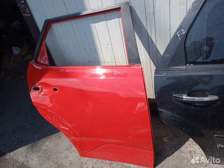 Дверь задняя правая KIA Soul 2 14