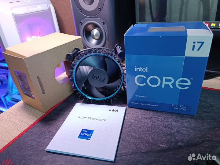 Intel core i7 13700f