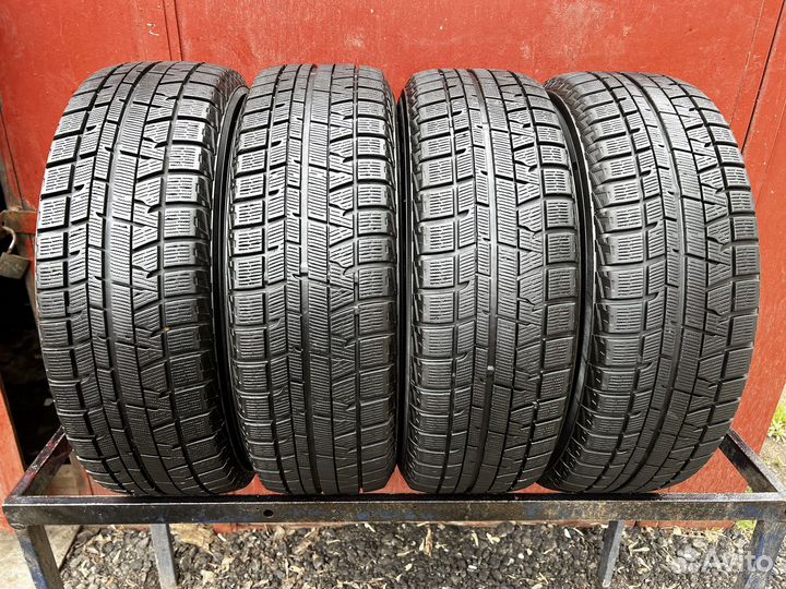 Yokohama Ice Guard IG50 215/65 R16 98Q