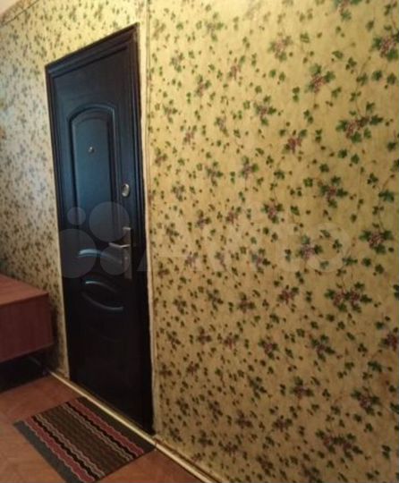 Комната 18 м² в 1-к., 1/2 эт.