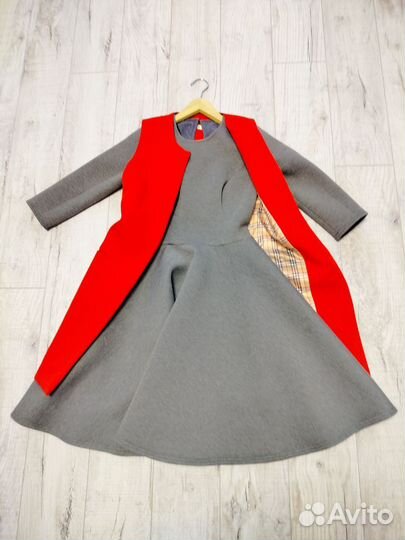 Платье теплое и жилетка 42 р-р