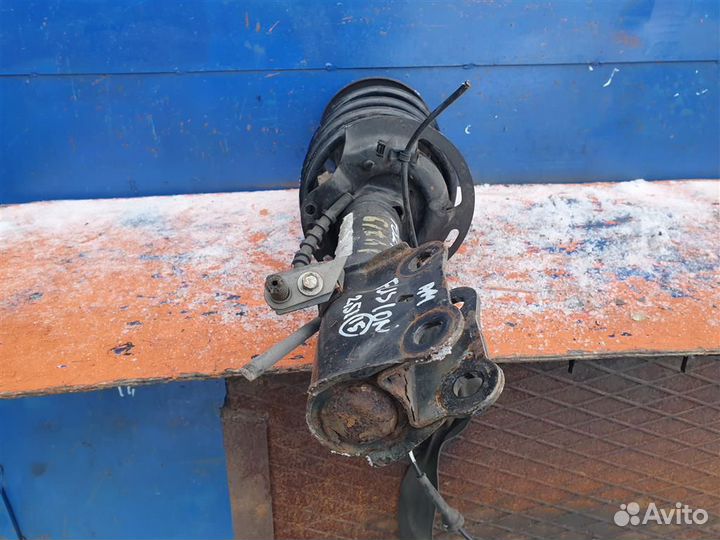 Стойка передняя левая Ford Mondeo 5 2014-2019