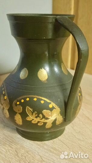 Кувшин. Ваза. Ручная работа. Индия. Латунь