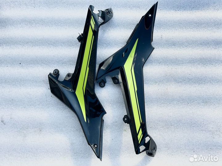 Kawasaki ER6F 2022 боковой пластик бака